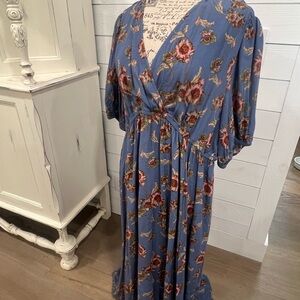 Treasure & Bond Floral Print Maxi Dress in Blue and Pink